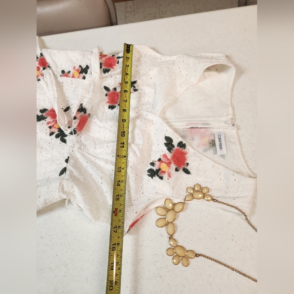 Calvin Klein floral embroidered eyelet Midi dress White Size 10 Bonus Necklace - Picture 5 of 13